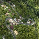 kisoro uganda gatess of bwindi forest home of mountain gorillas